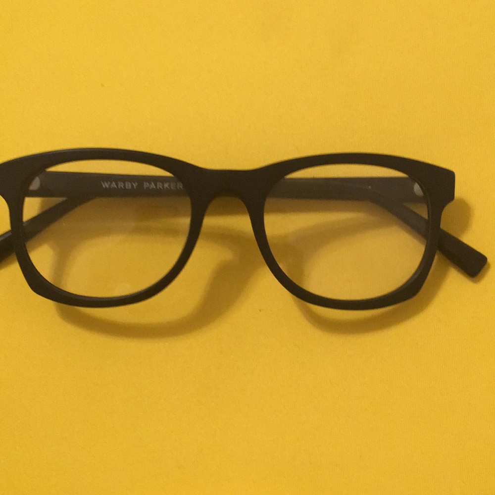 Warby Parker Edgar glasses in Matte Black